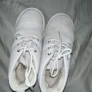 UGG White Sneakers with Textured Fabric and Matching Laces